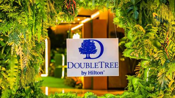 希爾頓花園酒店&希爾頓逸林酒店投資峰會(huì)活動(dòng)策劃甚是繁“花”似錦