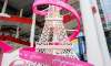 巴黎鐵塔刷亮了魔都的圣誕美陳設計，粉嫩造型浪漫一圣誕